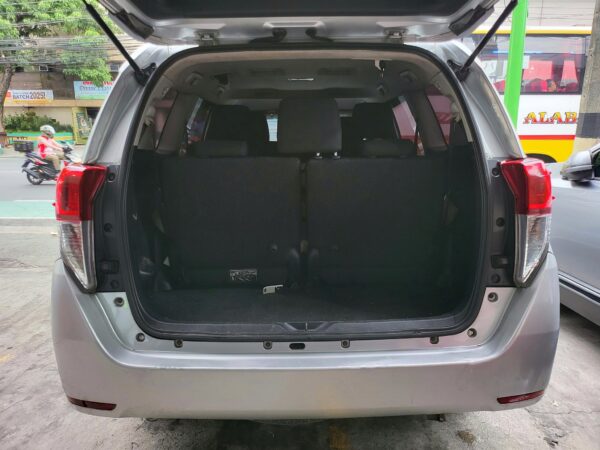 2017 Toyota Innova 2.8 E Diesel A/T - Image 14