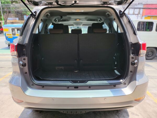 2019 Toyota Fortuner 2.4 G Diesel 30K KM A/T - Image 14