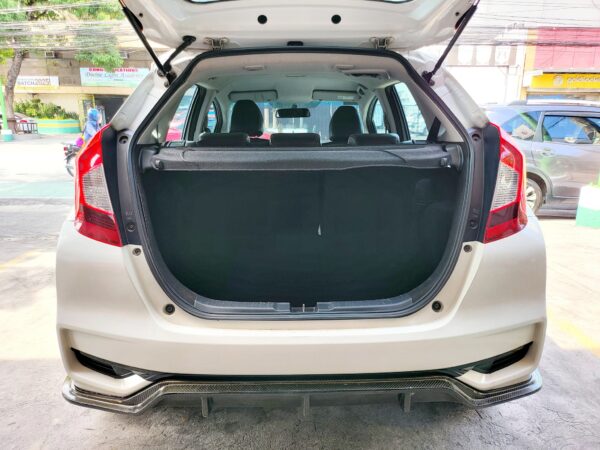 2016 Honda Jazz 1.5 V VX Look A/T - Image 13