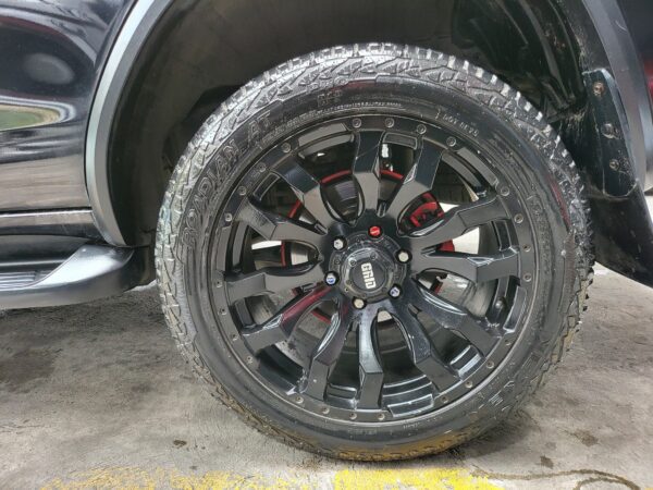 2020 Toyota Fortuner 2.4 G Diesel 20K KM A/T - Image 15