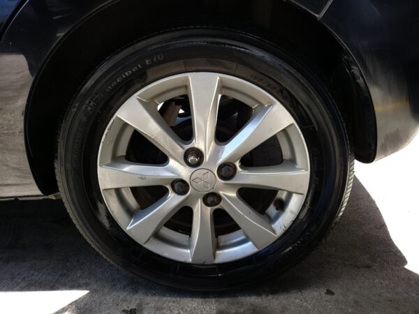 2013 Mitsubishi Mirage Hatchback 1.2 GLS A/T - Image 15