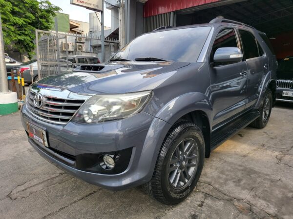 2014 Toyota Fortuner 2.4 V Diesel A/T