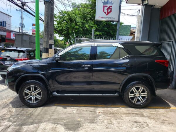 2020 Toyota Fortuner 2.4 G Diesel A/T - Image 3