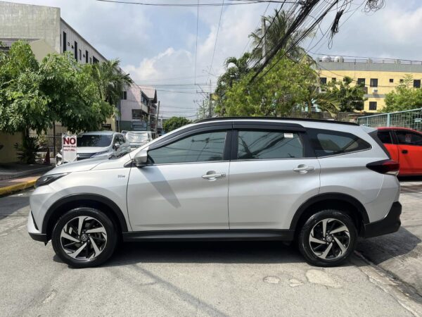 2018 Toyota Rush 1.5 G A/T - Image 3