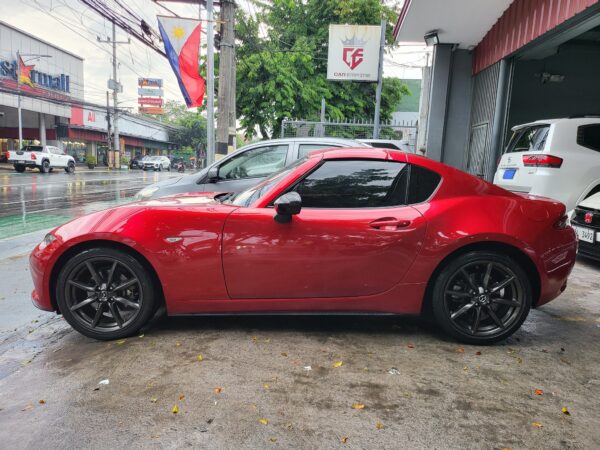 2018 Mazda Miata 2.0 MX-5 Retractable Fastback Skyactiv 30K KM A/T - Image 3