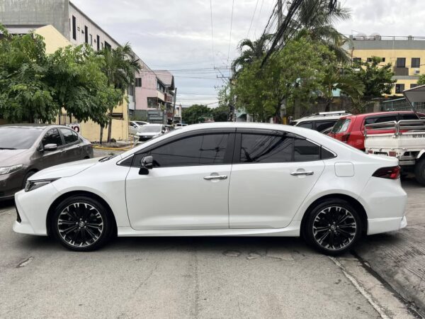 2023 Toyota Corolla Altis 1.6 GR-S A/T - Image 3