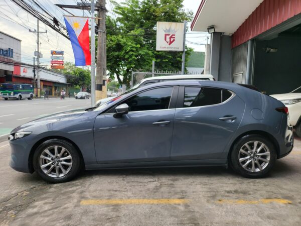 2020 Mazda 3 Hatchback 1.5 Skyactiv W/Sunroof A/T - Image 3