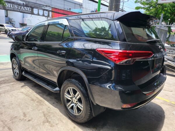 2020 Toyota Fortuner 2.4 G Diesel A/T - Image 4