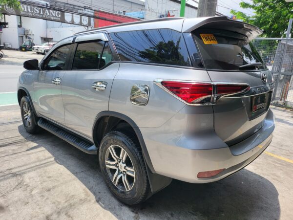 2019 Toyota Fortuner 2.4 G Diesel 30K KM A/T - Image 4