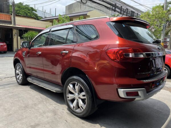 2017 Ford Everest 2.2 Titanium Plus W/Sunroof A/T - Image 4