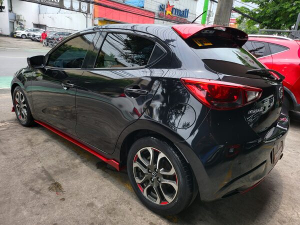 2017 Mazda 2 1.5 R Sport Hatchback A/T - Image 4