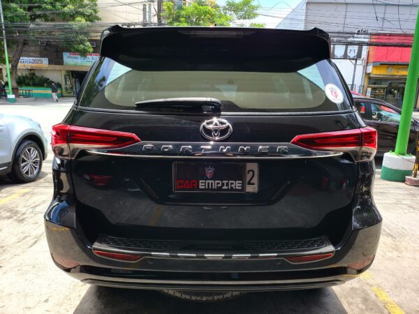 2020 Toyota Fortuner 2.4 G Diesel A/T - Image 5