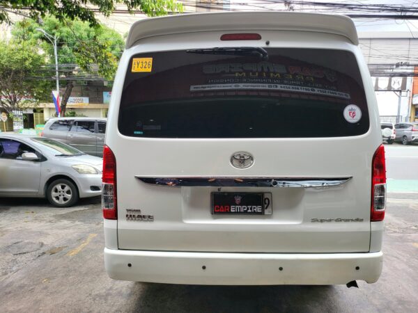 2019 Toyota Hiace Super Grandia 3.0 A/T - Image 5