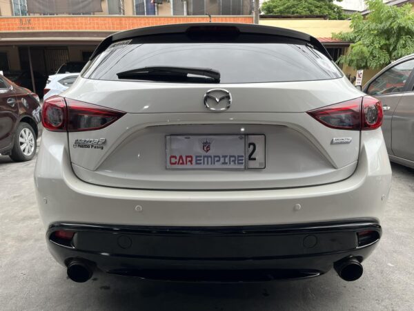 2015 Mazda 3 Hatchback 1.5 Skyactiv A/T - Image 5