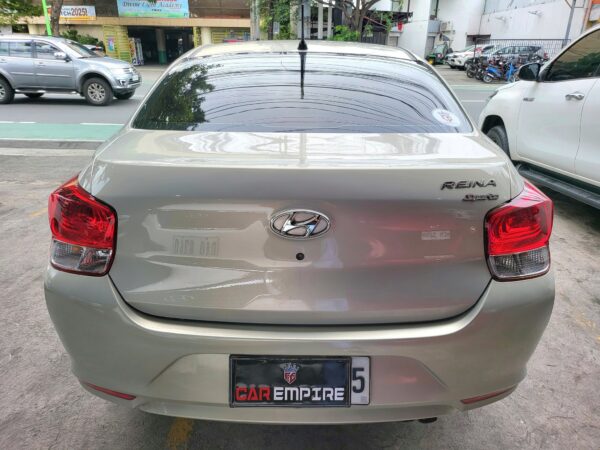 2019 Hyundai Reina 1.4 GL A/T - Image 5