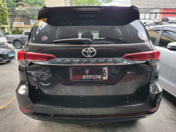 2017 Toyota Fortuner 2.4 V Diesel A/T - Image 5