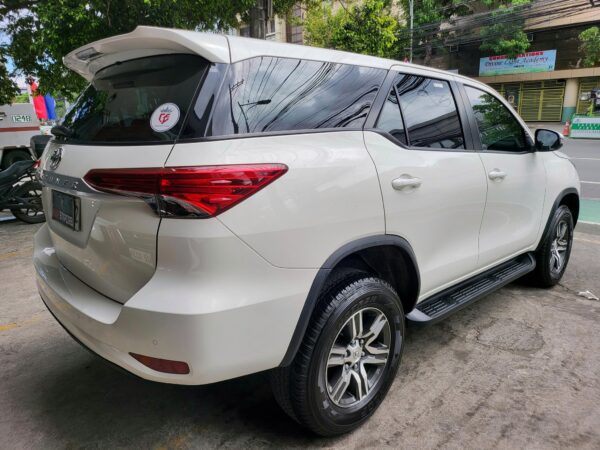 2023 Toyota Fortuner 2.4 G Diesel 20K KM A/T - Image 6