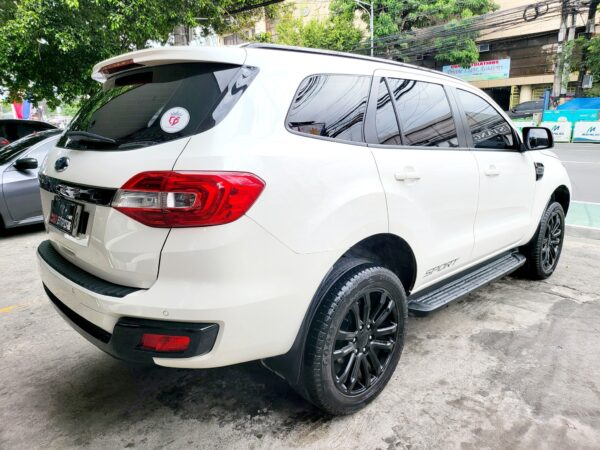 2022 Ford Everest 2.0 Turbo Sport 19K KM A/T - Image 6