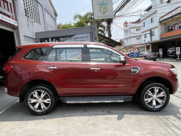2017 Ford Everest 2.2 Titanium Plus W/Sunroof A/T - Image 7