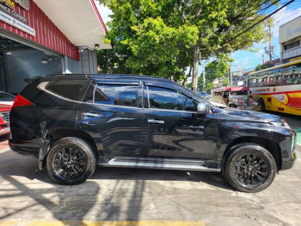 2023 Mitsubishi Montero Sport 2.4 GLS 20K KM A/T - Image 7