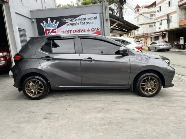 2024 Toyota Wigo 1.0 G A/T - Image 7