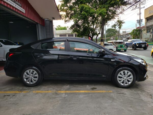 2020 Hyundai Accent 1.4 GL 8K KM M/T - Image 7