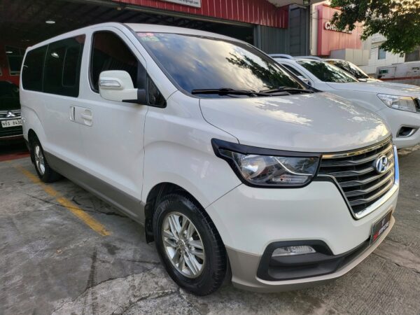 2020 Hyundai Grand Starex  2.5 Gold A/T - Image 8