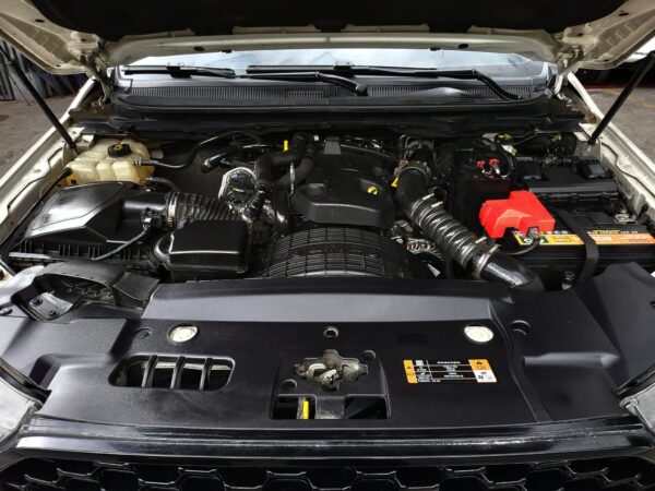 2022 Ford Everest 2.0 Turbo Sport 19K KM A/T - Image 9