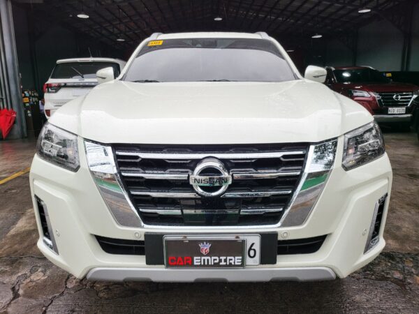 2024 Nissan Terra 2.5 VL Casa Maintained A/T - Image 2