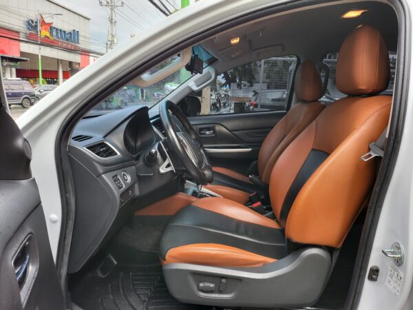 2022 Mitsubishi Strada 2.5 Athlete 20K KM A/T - Image 10