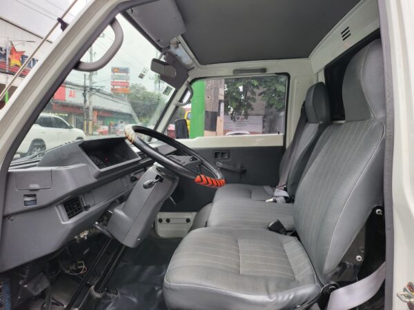 2024 Mitsubishi L300 2.2 Exceed Dual Aircon Euro 5 M/T - Image 10