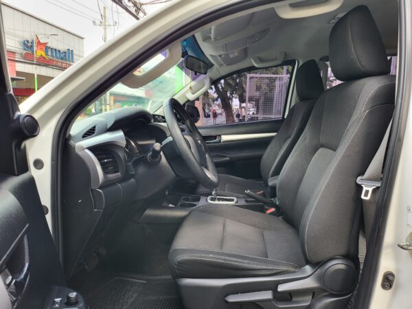2022 Toyota Hilux 2.4 G A/T - Image 10