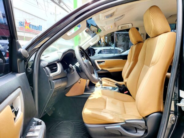 2016 Toyota Fortuner 2.7 G Gas A/T - Image 10