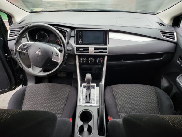 2024 Mitsubishi Xpander 1.5 GLX A/T - Image 10