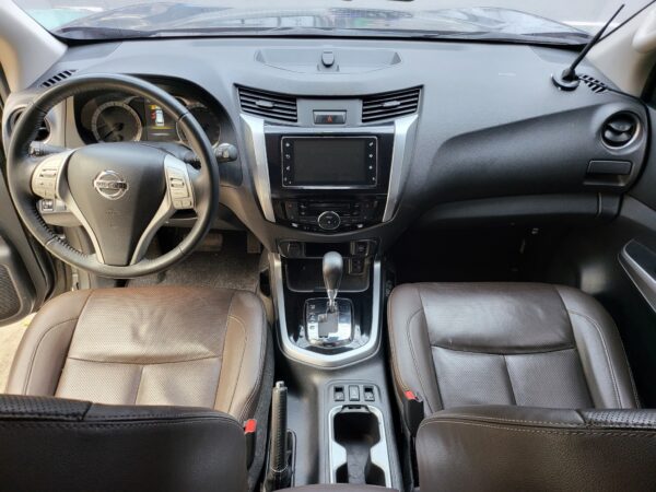 2019 Nissan Terra 2.5 VL A/T - Image 11