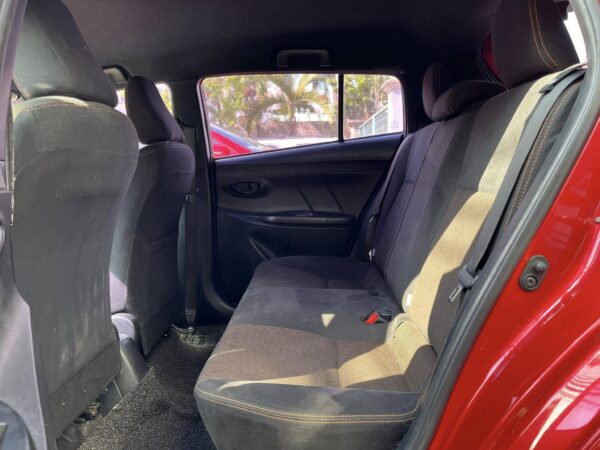 2017 Toyota Yaris 1.3 E A/T - Image 12