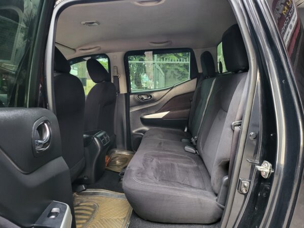 2016 Nissan Navara 2.5 EL A/T - Image 12