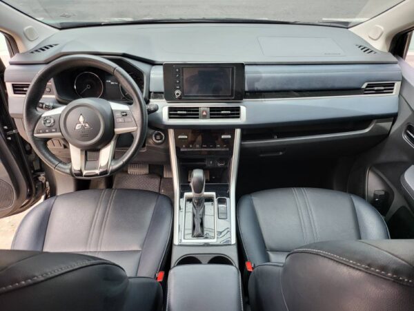 2022 Mitsubishi Xpander Cross 1.5 A/T - Image 12