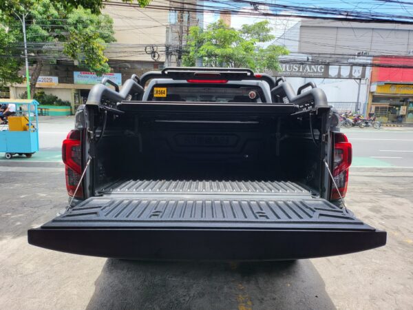 2022 Nissan Navara 2.5 Pro 4x 4x4 30K KM A/T - Image 14