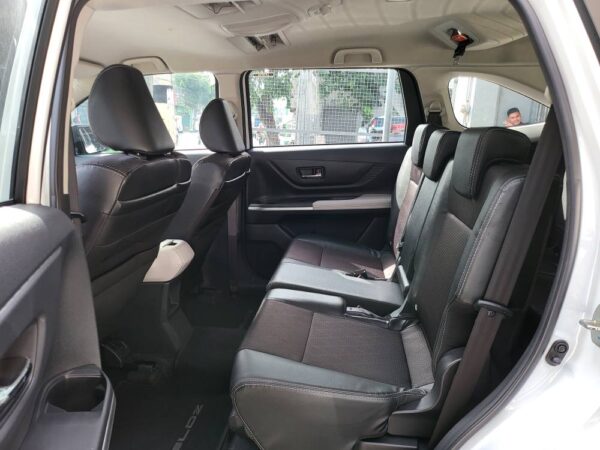 2022 Toyota Veloz 1.5 G A/T - Image 13