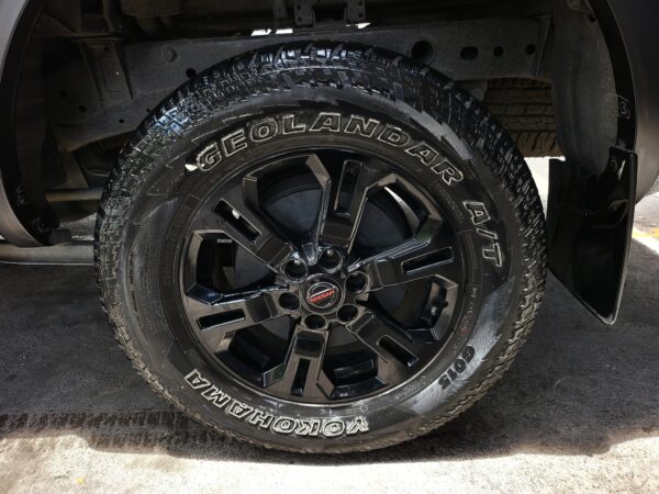 2022 Nissan Navara 2.5 Pro 4x 4x4 30K KM A/T - Image 15