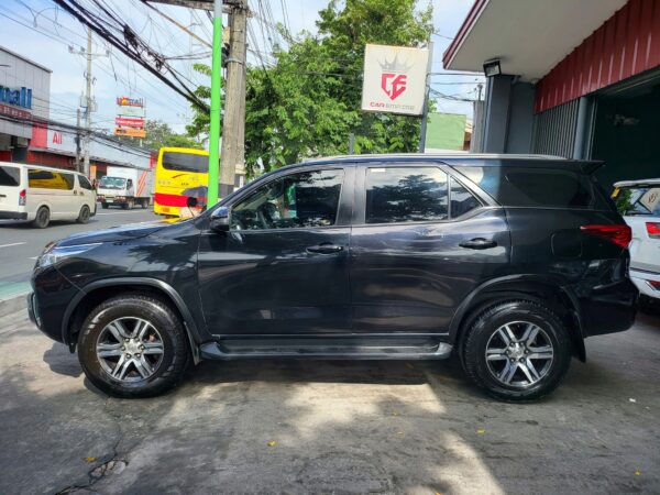 2018 Toyota Fortuner 2.4 G Diesel A/T - Image 3