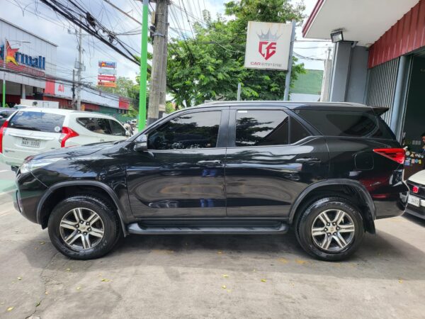 2016 Toyota Fortuner 2.7 G Gas A/T - Image 3