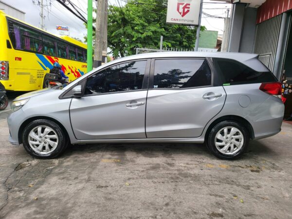 2020 Acquired  Honda Mobilio1.5 V A/T - Image 3