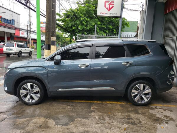 2022 Geely Okavango 1.5 Urban Titanium Hybrid A/T - Image 3