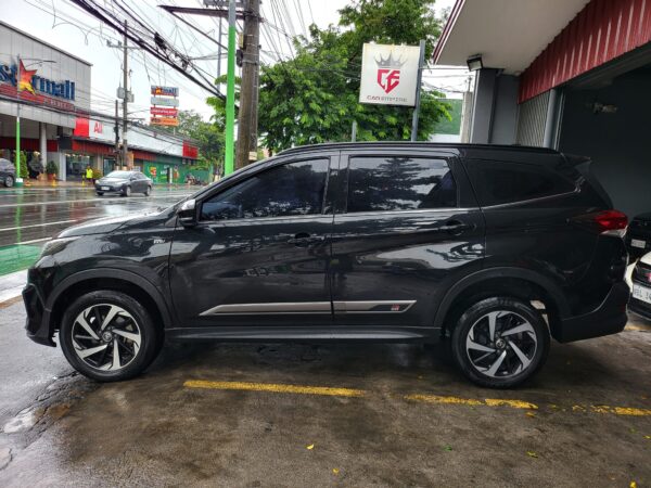 2024 Toyota Rush 1.5 GR-S A/T - Image 3