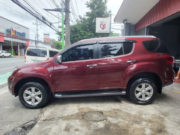 2016 Isuzu Mu-x 2.5 LS-A A/T - Image 3