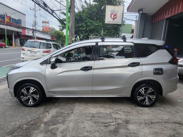 2020 Mitsubishi Xpander 1.5 GLS A/T - Image 3