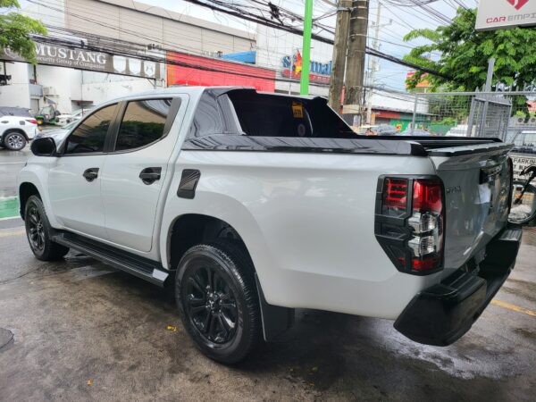 2022 Mitsubishi Strada 2.5 Athlete 20K KM A/T - Image 4