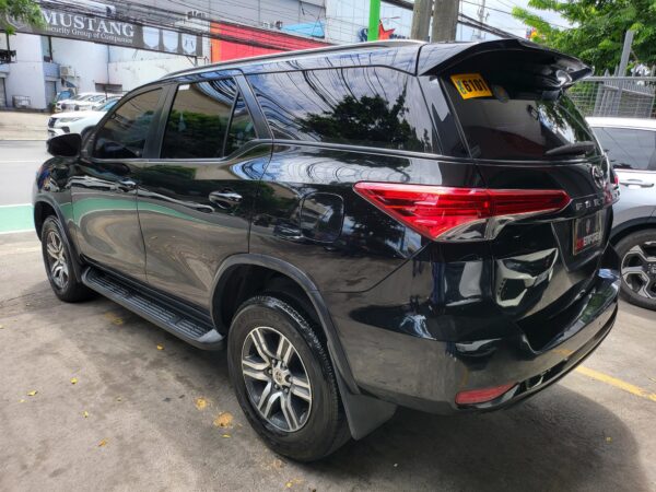 2016 Toyota Fortuner 2.7 G Gas A/T - Image 4